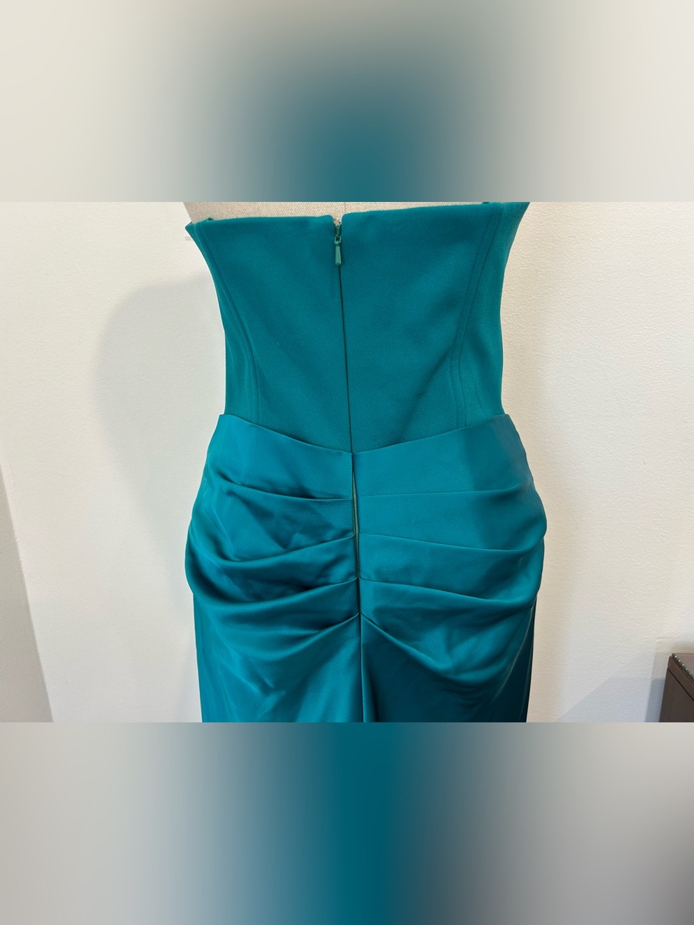 BETSY & ADAM - Strapless Mixed Media Teal Gown Size 6 - Picture 8 of 15